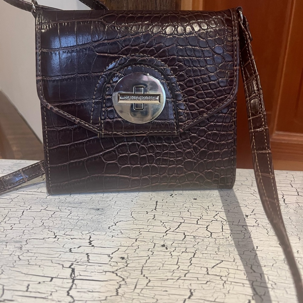 Jaclyn smith Brown Crocodile-Embossed Crossbody Bag - Picture 10 of 12
